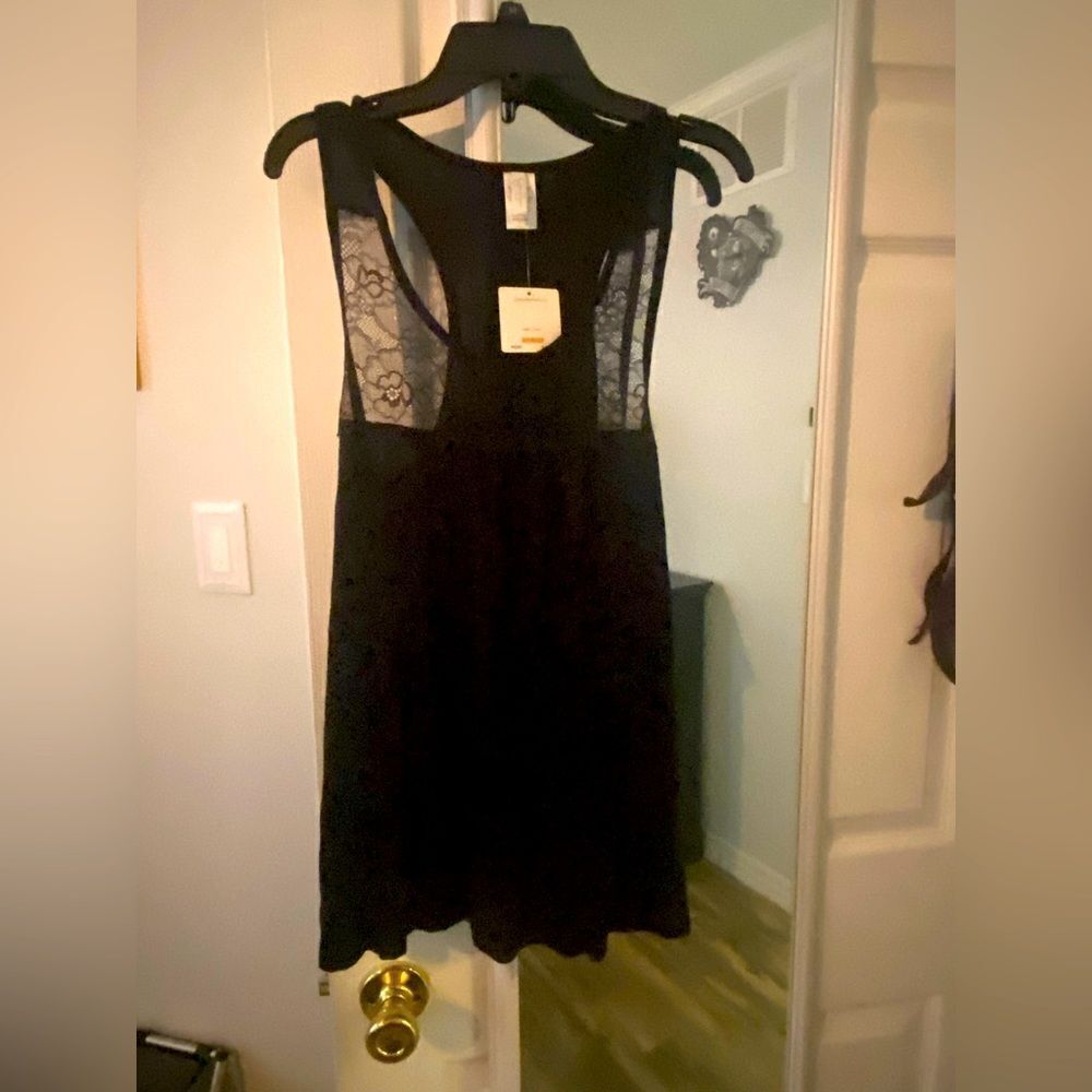 Women’s Jessica Simpson tank top, NWT and perfect for layering 😍